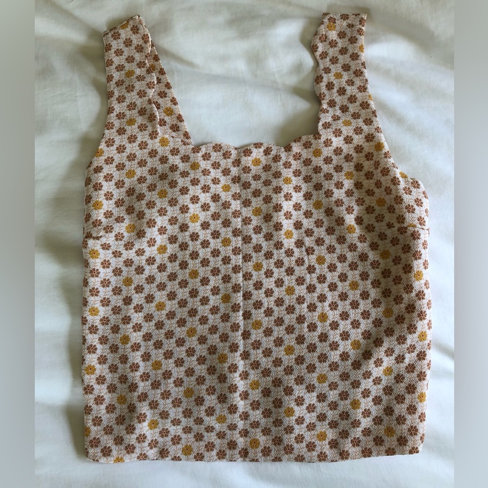Monteau Scalloped Strap Flower Print Top